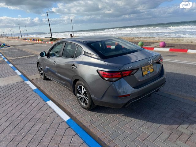 ניסאן סנטרה