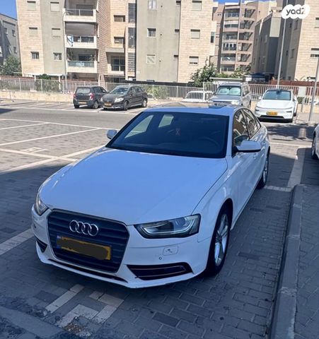 מודעת רכב אאודי A4