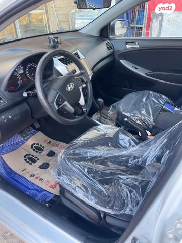 יונדאי אקסנט i25