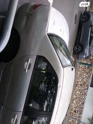 מיצובישי לנסר