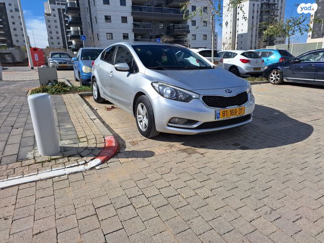 מודעת רכב קיה פורטה 