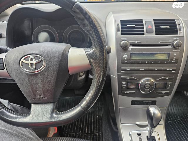 טויוטה קורולה