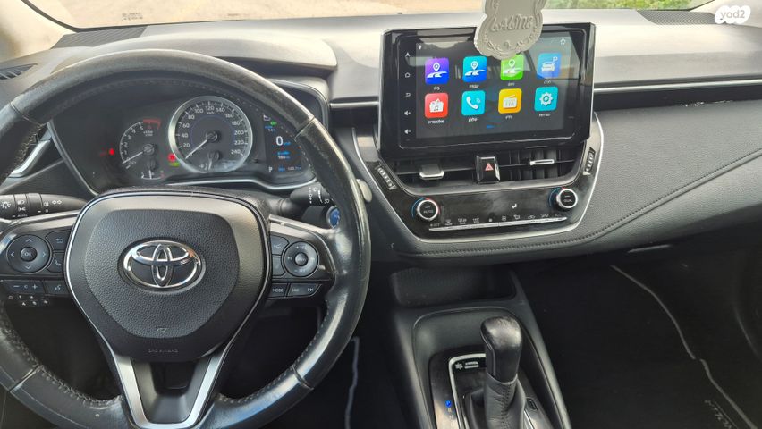 טויוטה קורולה