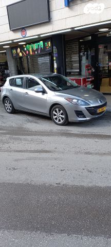 מודעת רכב מאזדה 3