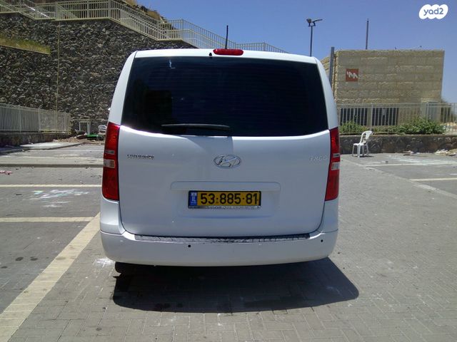 יונדאי H-1 / i800