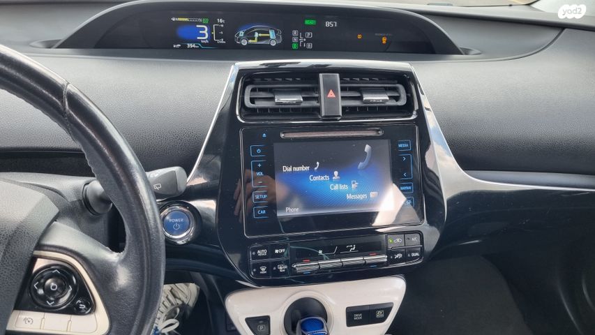 מודעת רכב טויוטה פרואייס