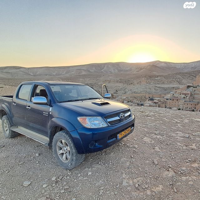 מודעת רכב טויוטה היילקס ויגו