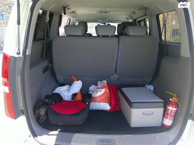 יונדאי H-1 / i800