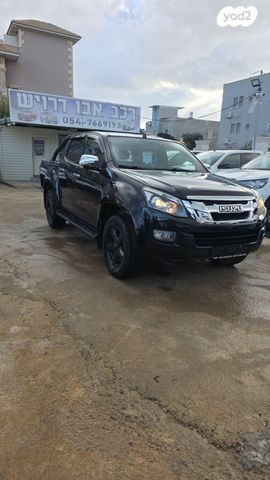 איסוזו די-מקס