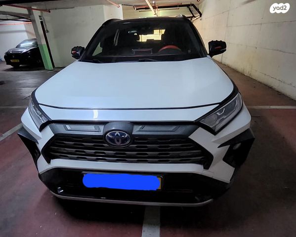 טויוטה RAV4