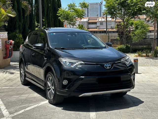 טויוטה RAV4