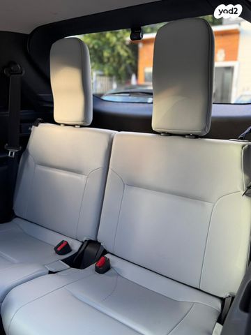 מיצובישי אאוטלנדר