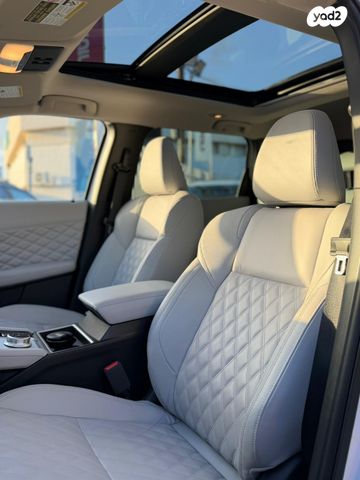 מיצובישי אאוטלנדר