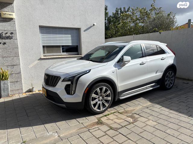 מודעת רכב קאדילק XT4