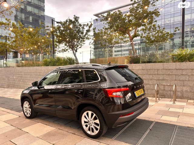 מודעת רכב סקודה קארוק