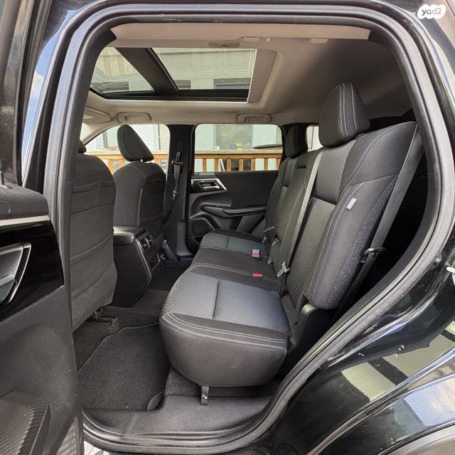 מיצובישי אאוטלנדר