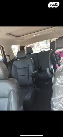 שברולט טראוורס