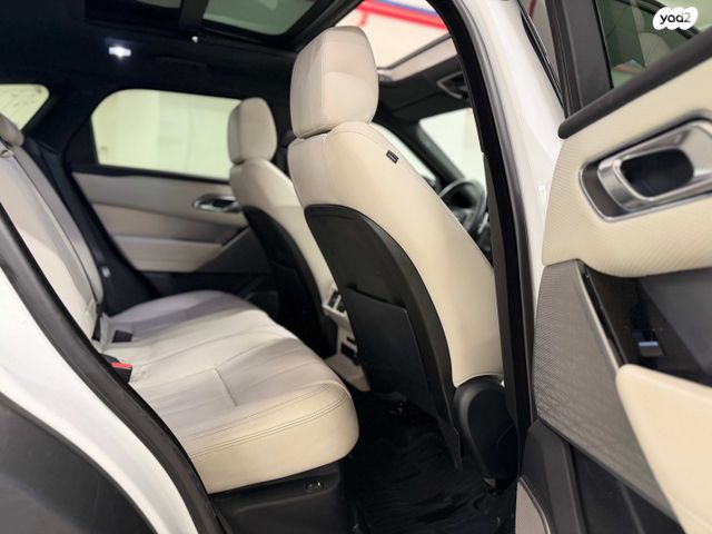 לנד רובר ריינג' רובר ולאר