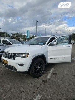 מודעת רכב ג'יפ גרנד צ'ירוקי