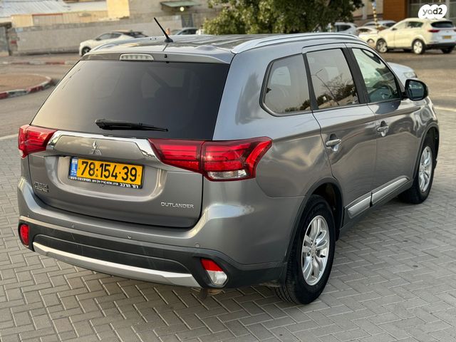 מיצובישי אאוטלנדר