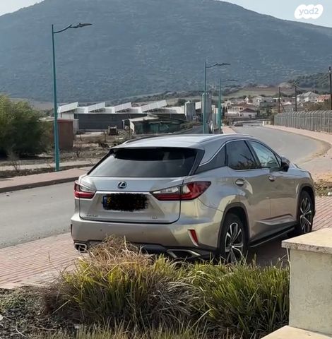 מודעת רכב לקסוס RX