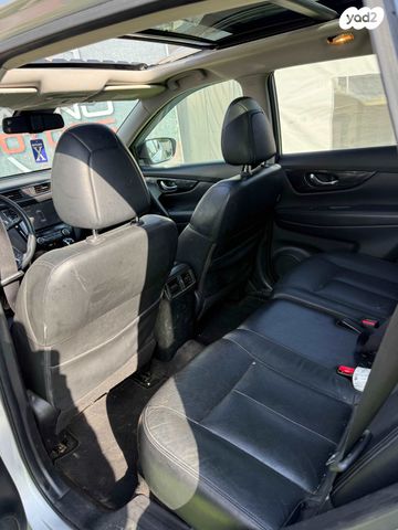 ניסאן אקס טרייל