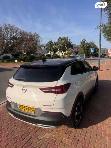 אופל גרנדלנד