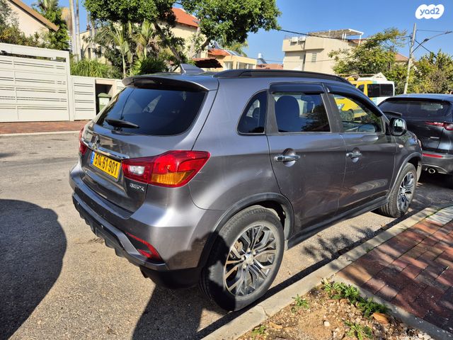 מיצובישי ASX