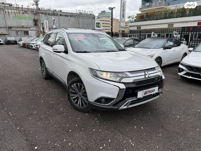 מיצובישי אאוטלנדר