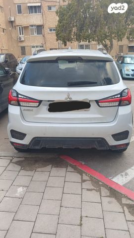 מודעת רכב מיצובישי ASX