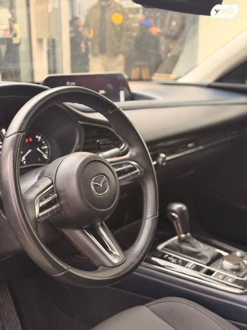 מאזדה CX-30