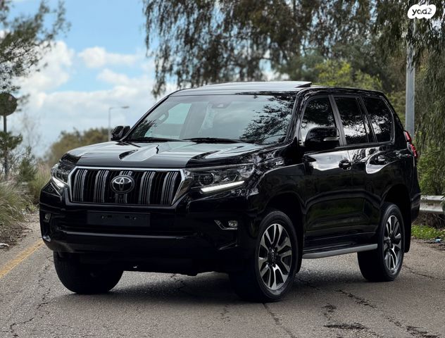 טויוטה לנד קרוזר