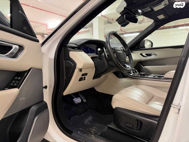 לנד רובר ריינג' רובר ולאר