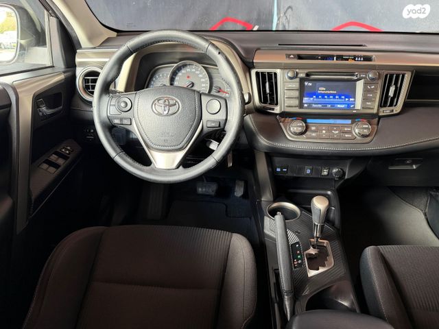 טויוטה RAV4