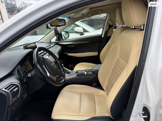 מודעת רכב לקסוס NX