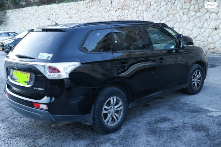 מיצובישי אאוטלנדר