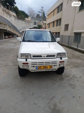 ניסאן טראנו