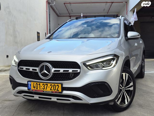 מודעת רכב מרצדס-בנץ GLA