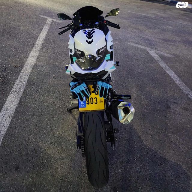 קאוואסאקי נינג'ה 400