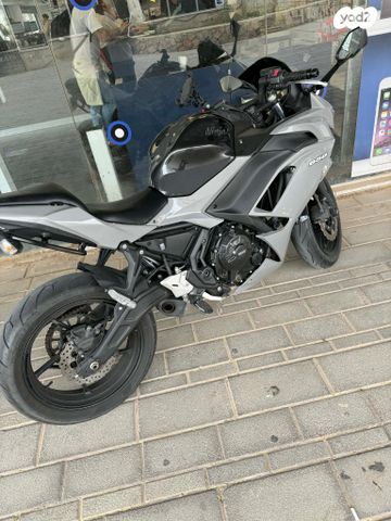 קאוואסאקי נינג'ה 650