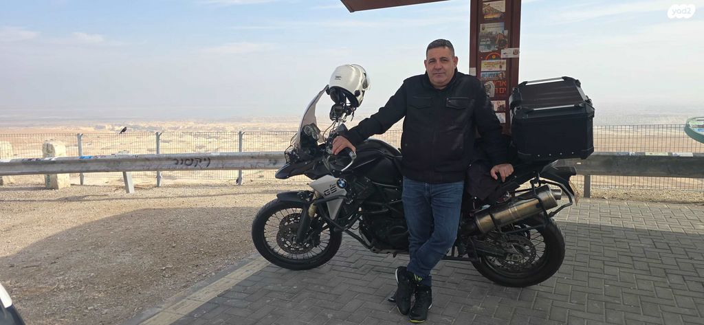 ב.מ.וו F800GS