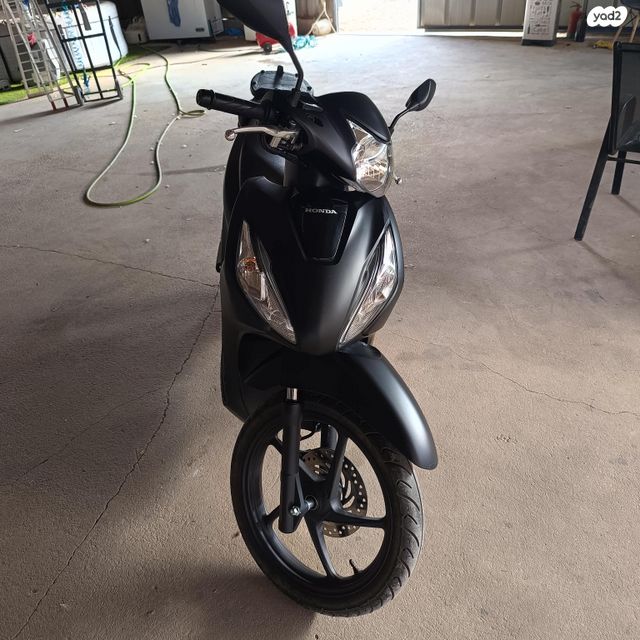 מודעת רכב הונדה ויז'ן 110