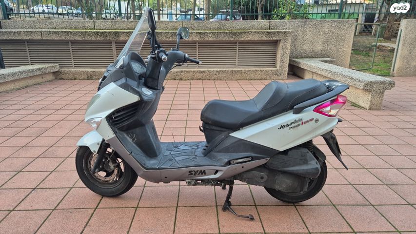 סאן יאנג ג'וי רייד 200