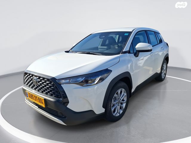 מודעת רכב טויוטה קורולה קרוס