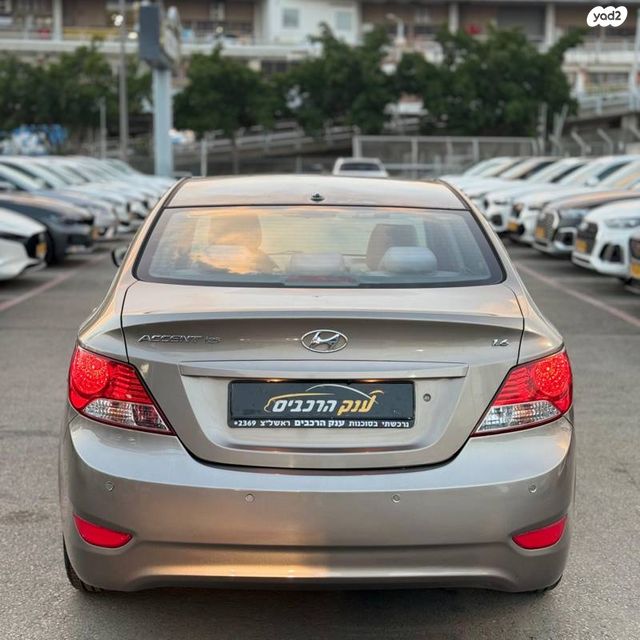 יונדאי אקסנט i25