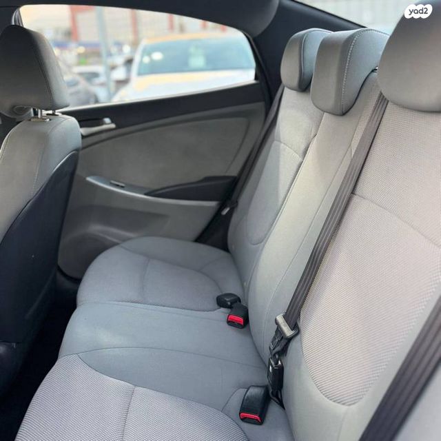 יונדאי אקסנט i25