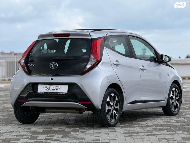 טויוטה אייגו