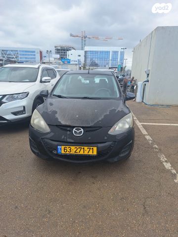 מודעת רכב מאזדה 2