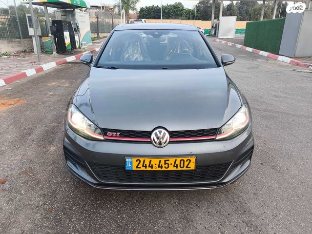 פולקסווגן גולף