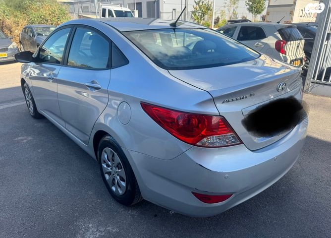 יונדאי אקסנט i25